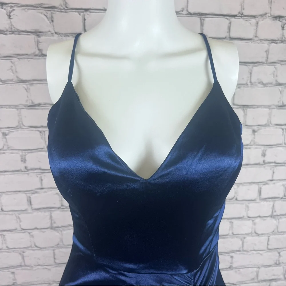 NWT Windsor Navy Lace Gown - Picture 3 of 9